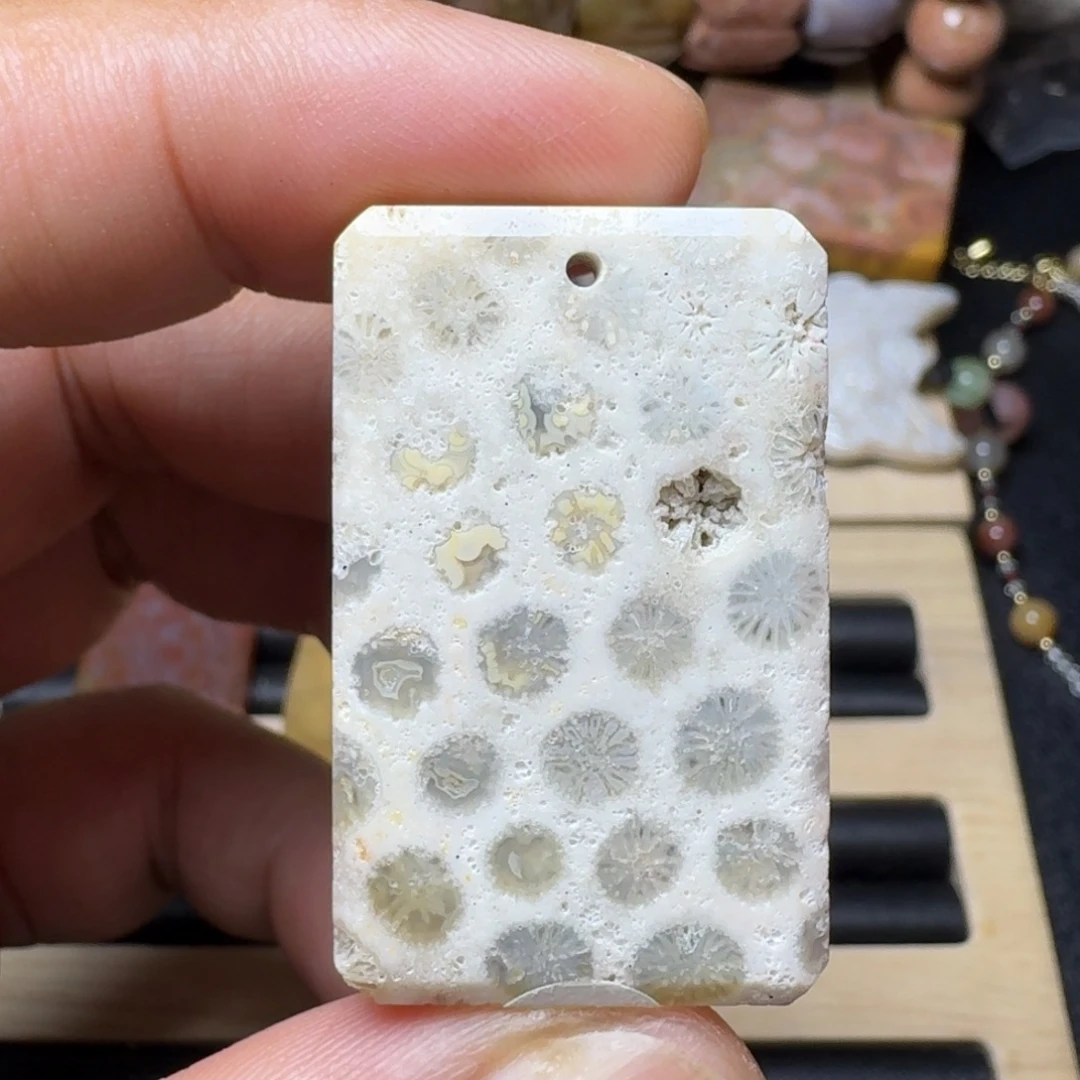 硅化玉未镶嵌纯天然色有机玉石保真色