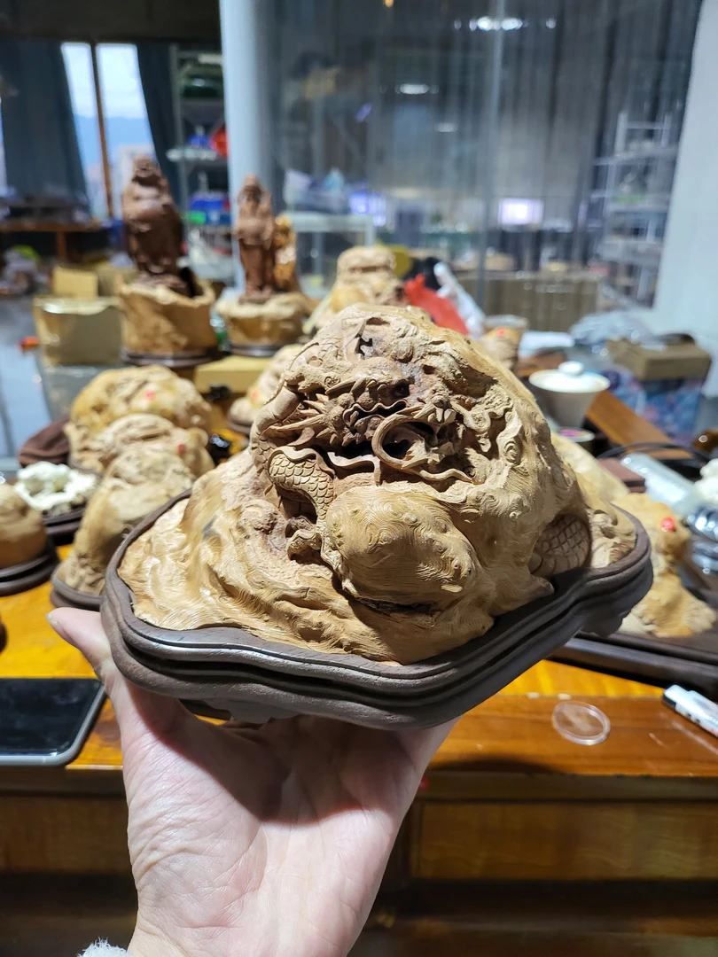 荔枝木随行巧雕吉祥龙香炉摆件