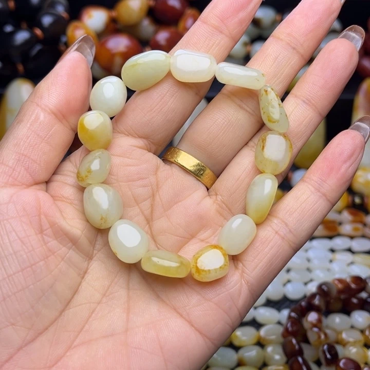 和田玉未镶嵌手链