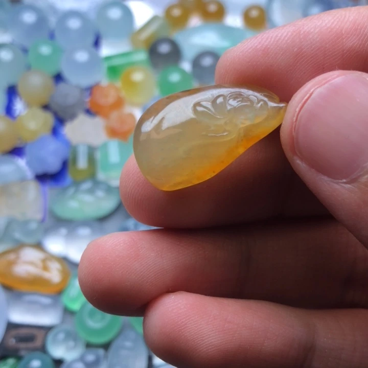 未镶嵌定制翡翠挂件