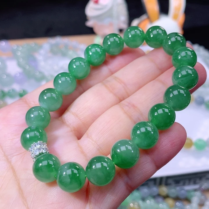翡翠手链未镶嵌翡翠