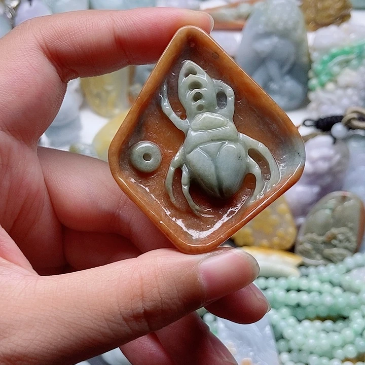 翡翠未镶嵌吊坠(不含链)1