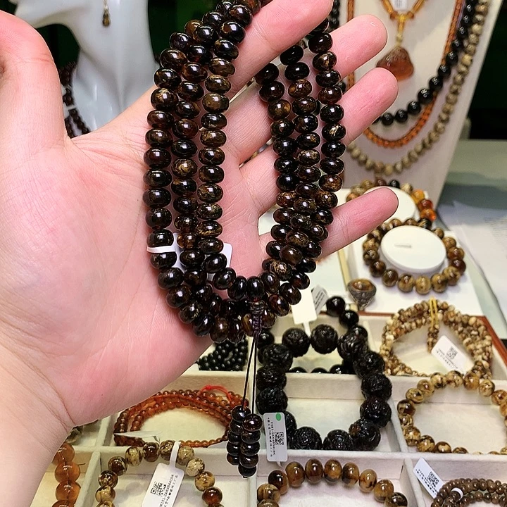 琥珀未镶嵌裸石抚顺琥珀9+587