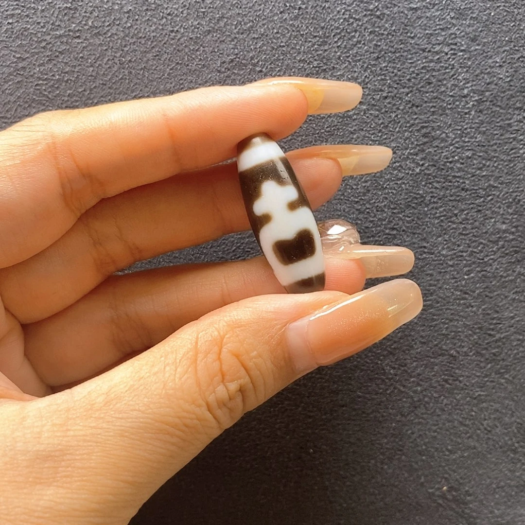 未镶嵌颈饰玛瑙/玉髓