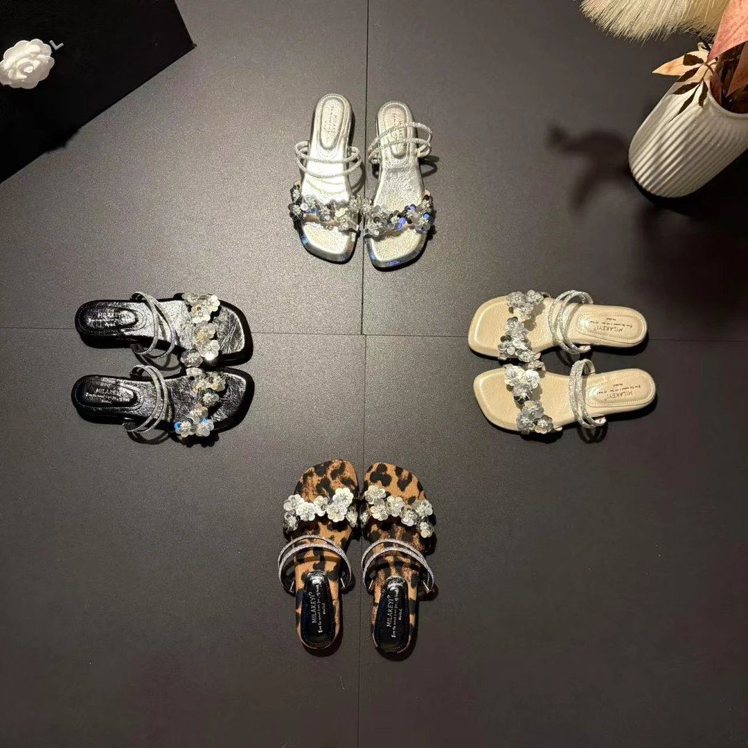 2025年夏季新款亮片花朵两穿舒适时尚简约百搭日常平跟厚底凉拖鞋