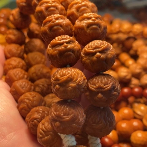 手串猴头核桃小***?舞台