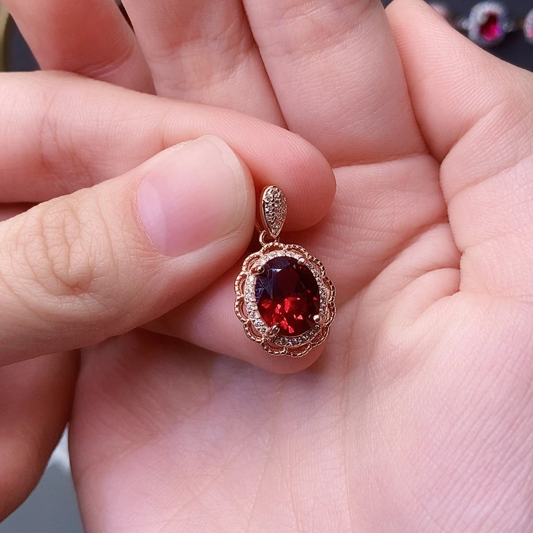 吊坠(赠链)红宝石银S925镶嵌