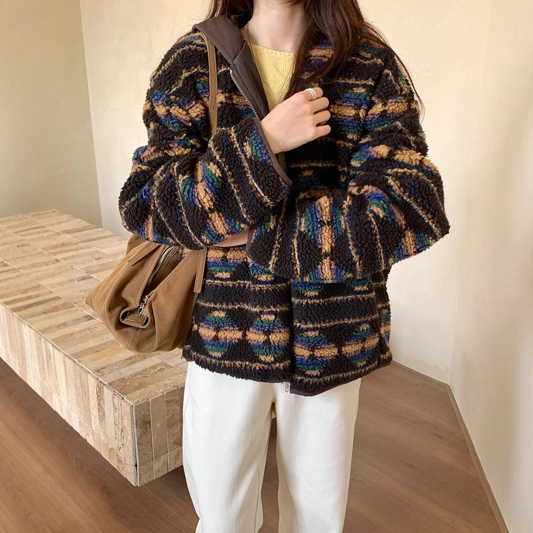 【冬季新品周四9折】费尔岛提花毛绒外套女WT252151秋冬