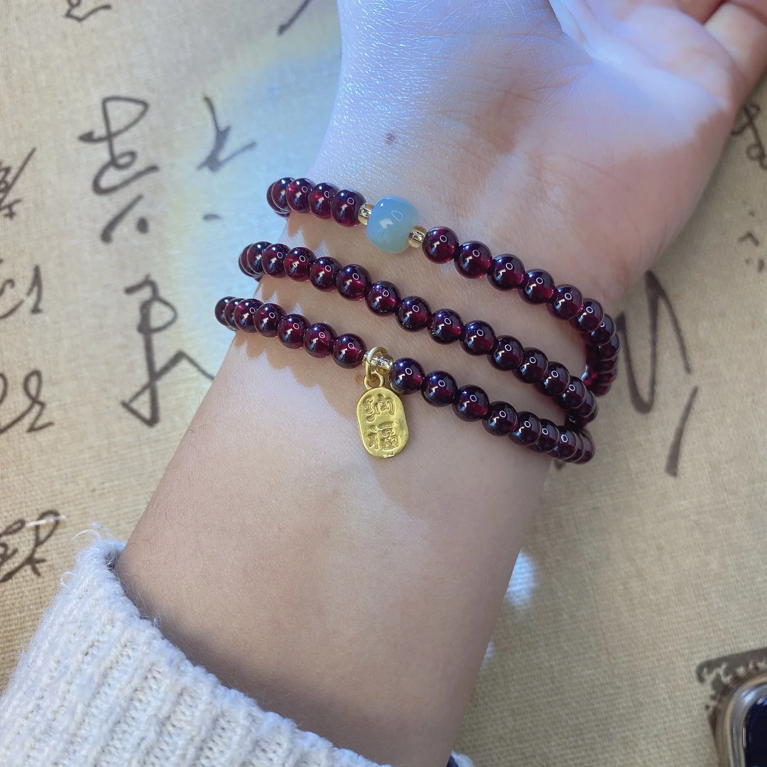 【随心】带证天然石榴石三圈手链搭配和田玉招福牌