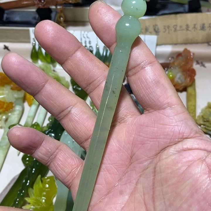 蛇纹石玉发簪未镶嵌