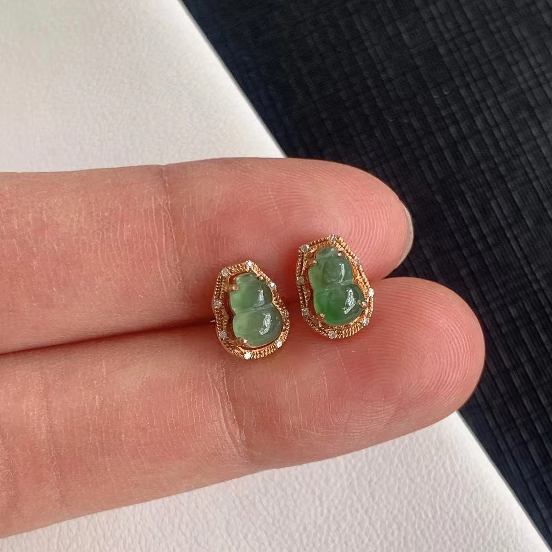 缅料翡翠18K金镶嵌冰绿葫芦耳钉a5尺寸 7/4.8/4.8送证书