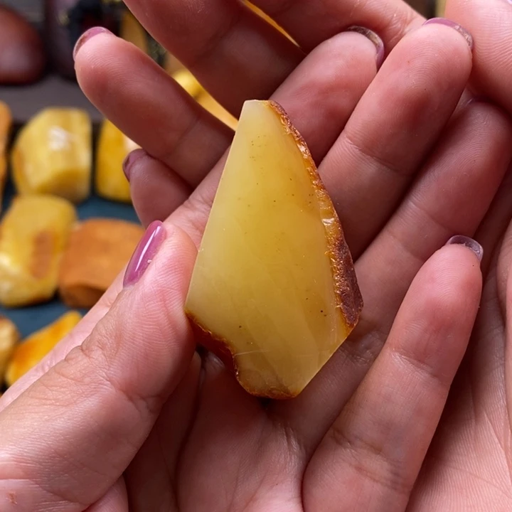 定制蜜蜡未镶嵌重*哥蜜蜡