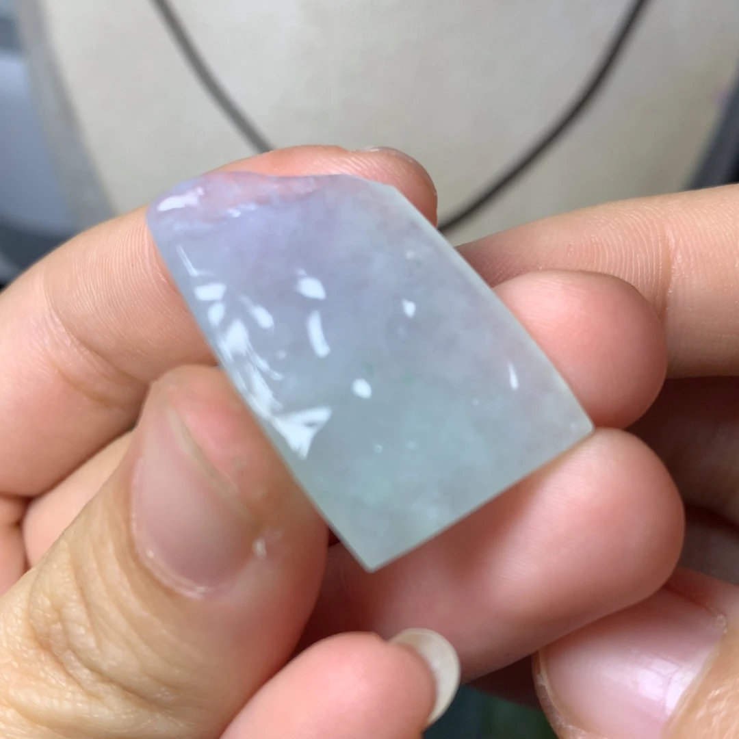 翡翠颈饰未镶嵌吊坠