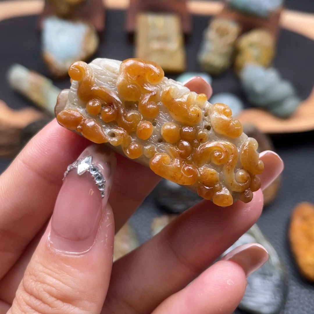 定制翡翠未镶嵌翡翠