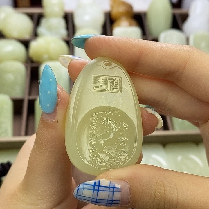 昆仑石双面守护马