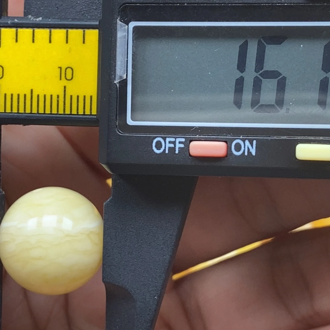 T***丶琥珀未镶嵌珠宝奇石