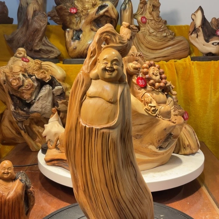 柏木（崖柏）崖柏   弥勒