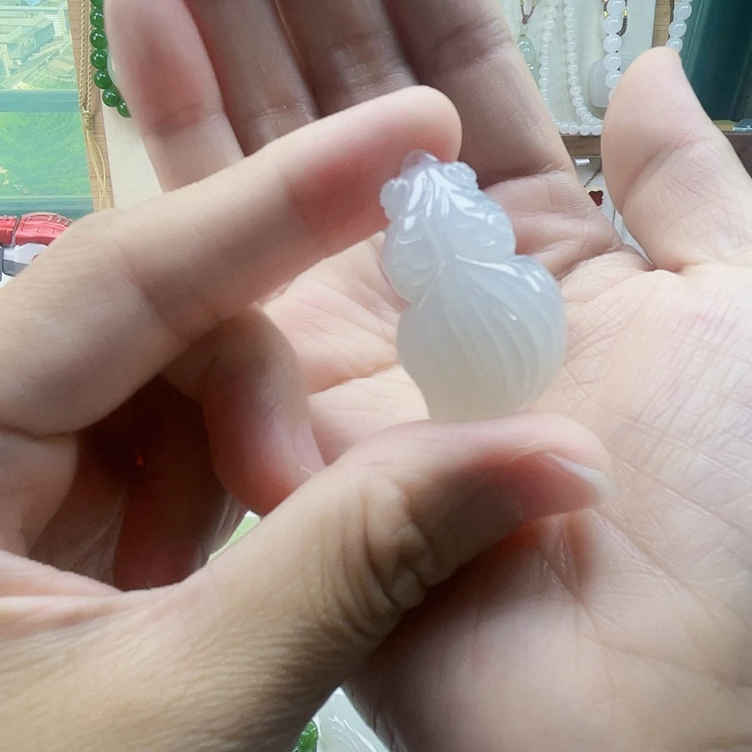 和田玉未镶嵌吊坠(不含链)