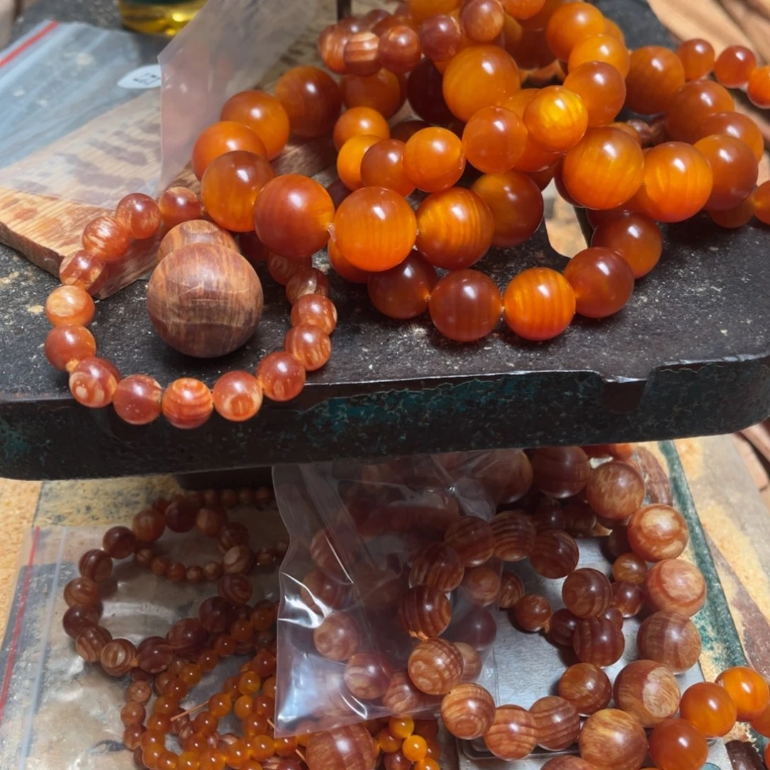 ℒ***ℒ手串/手链松木（琥珀木）1.5佩珠1颗