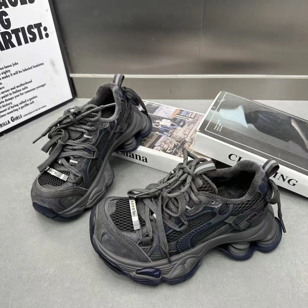 弹簧底加绒老爹鞋2025冬新款增高休闲运动鞋百搭显脚小潮鞋女