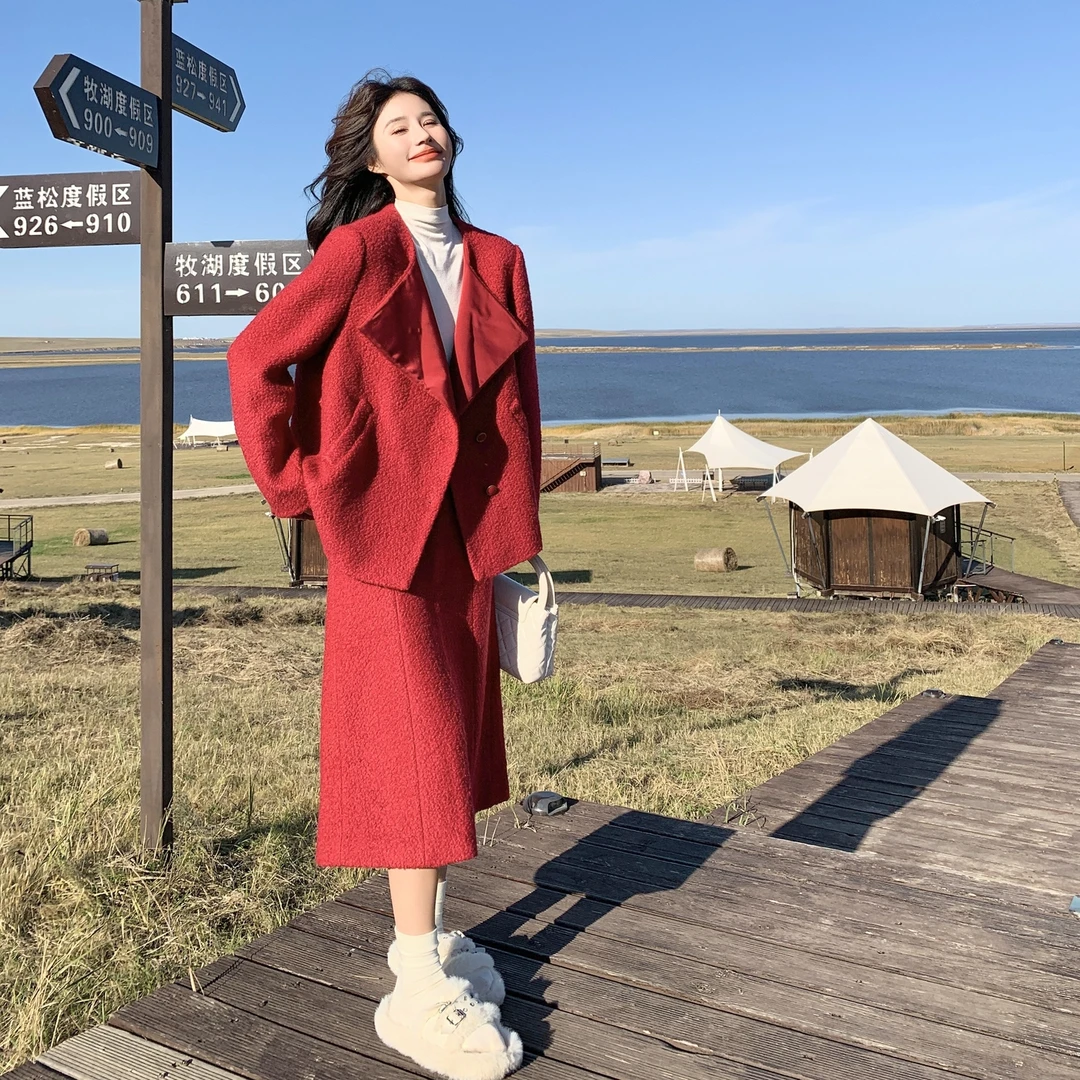 红色毛呢套装女2025秋冬新款法式高级感时尚洋气外套半身裙两件套