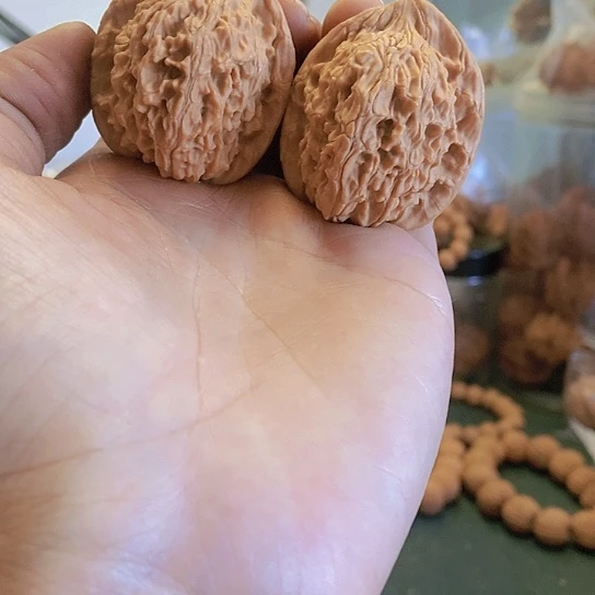 【闪购商品】把件文玩核桃37.5红狮子小众