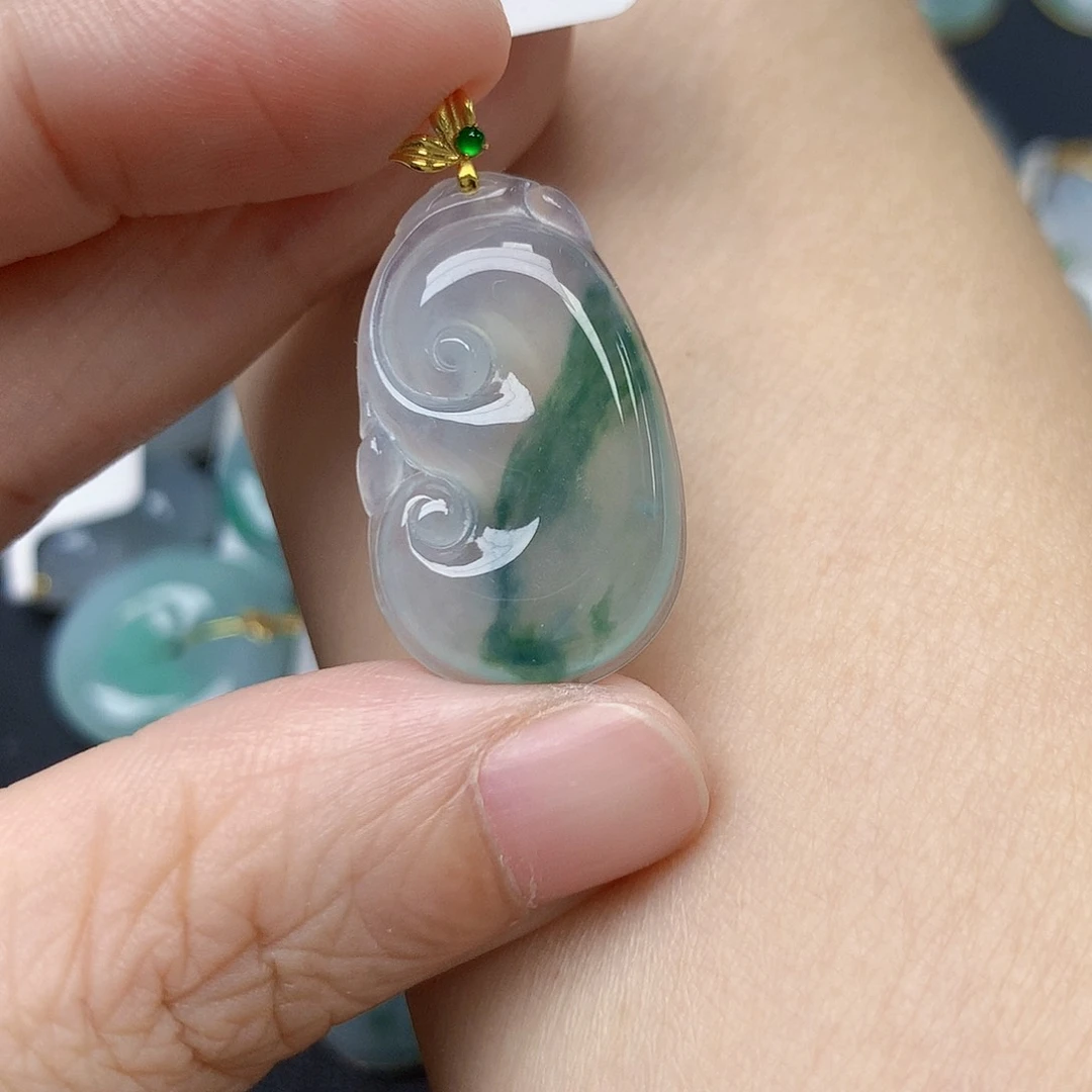 颈饰18K金镶嵌翡翠天然缅甸A货翡翠