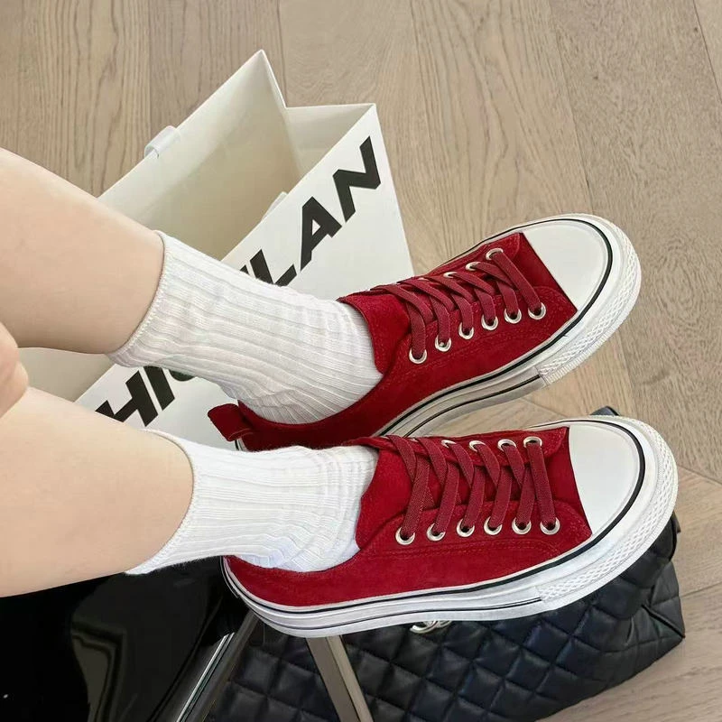 诗歌兰女鞋2025秋季新款真皮厚底韩版复古擦色休闲翘臀板鞋25521