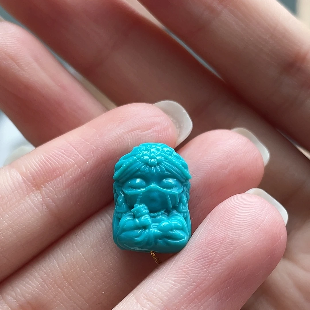 绿松石未镶嵌颈饰