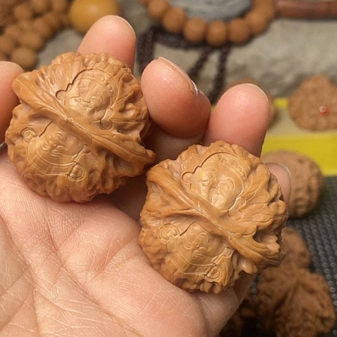 【闪购商品】把件文玩核桃雕刻宫灯