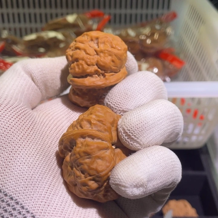 文玩核桃把件蛤蟆头23