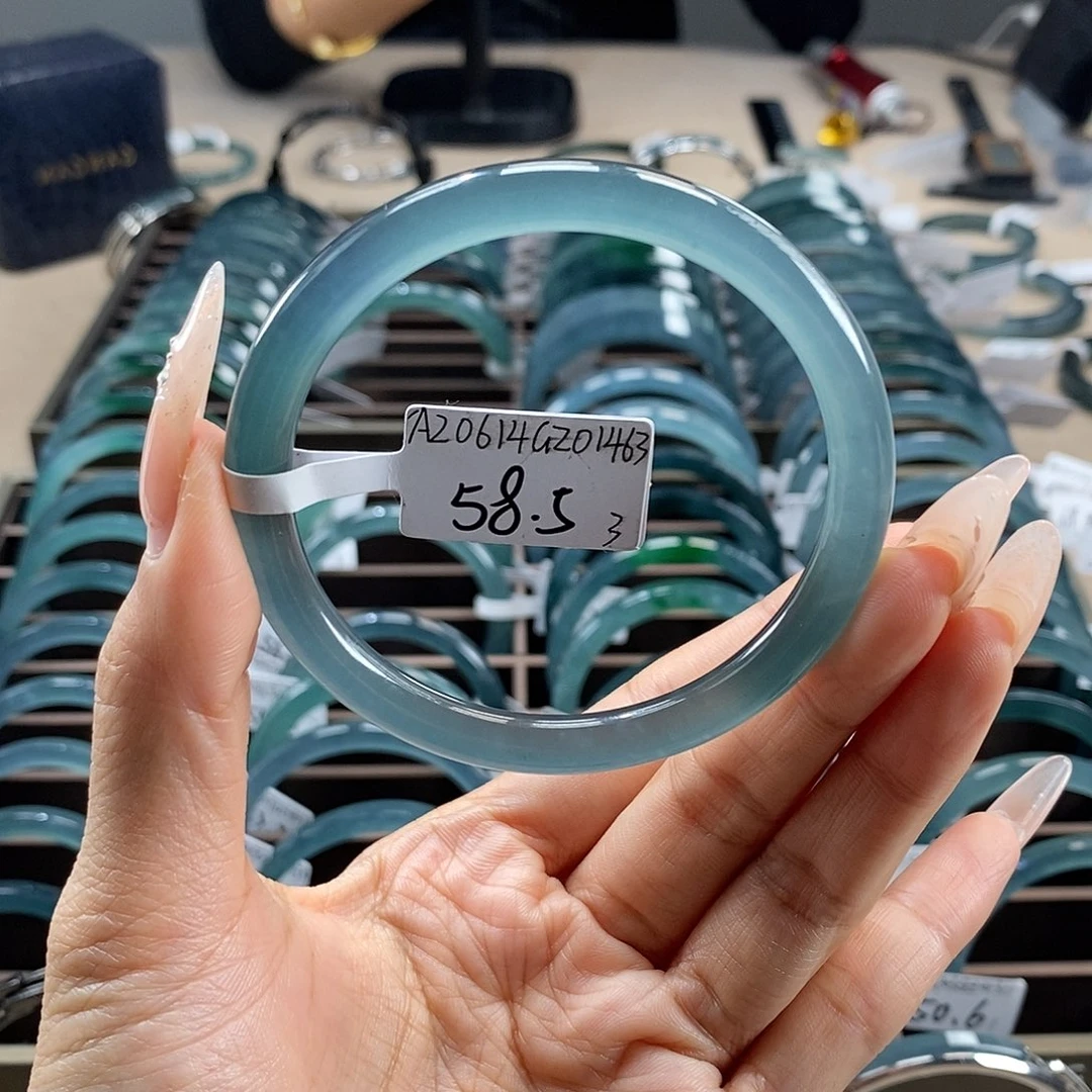 翡翠未镶嵌手镯58.53