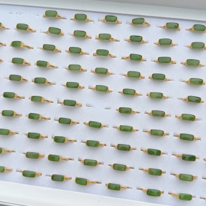 和田玉未镶嵌颈饰多样性，发一件