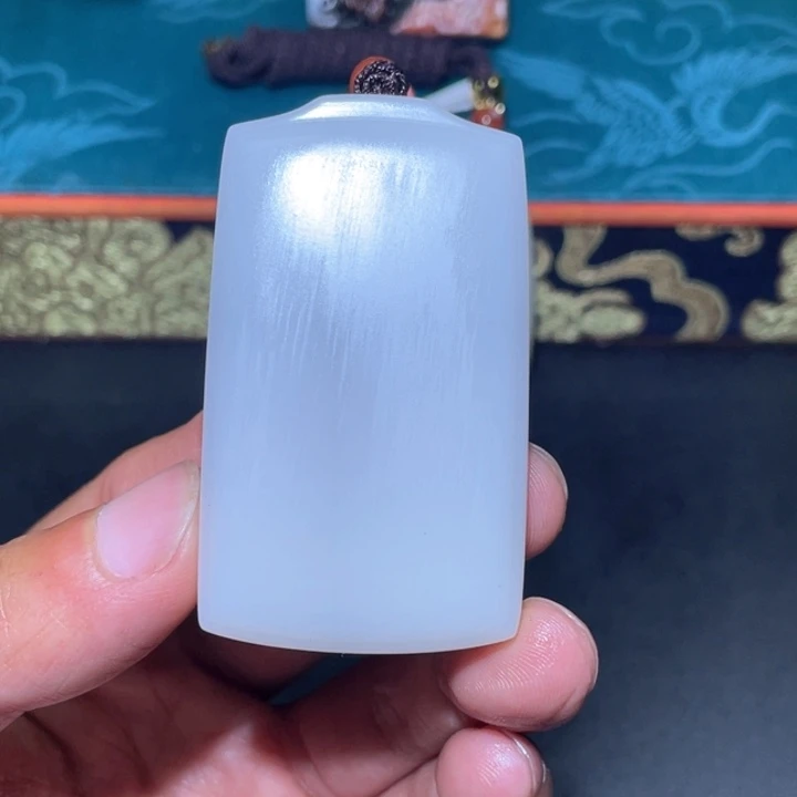 和田玉未镶嵌颈饰J