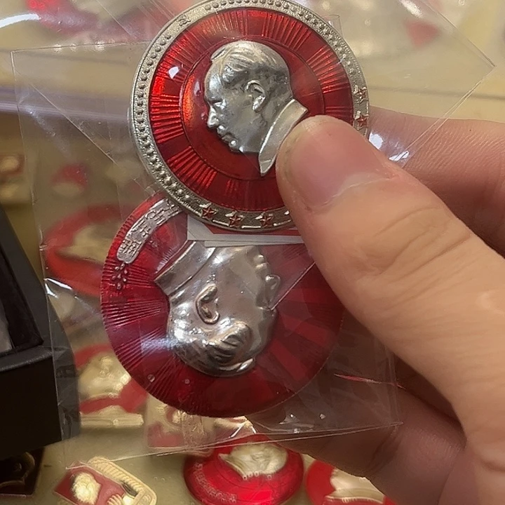 义***乀一一一一一高贵轻人一一
