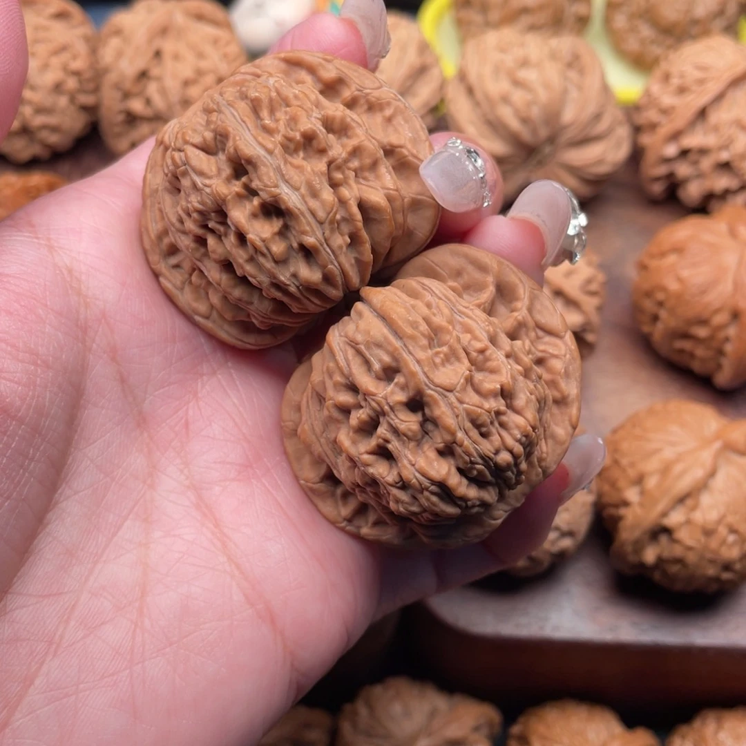 文玩核桃吊坠全品，汉高楼42.8