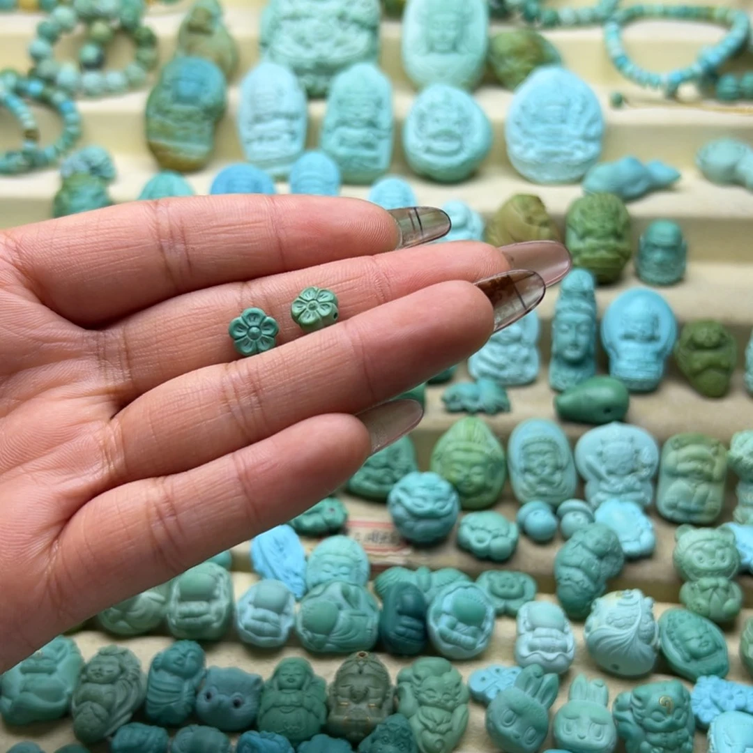 未镶嵌绿松石颈饰