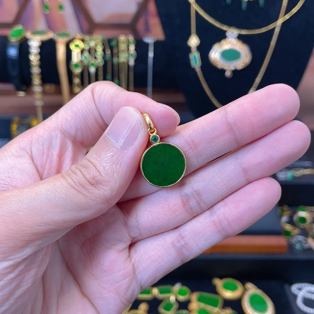 翡翠银S925镀金镶嵌吊坠(赠链)