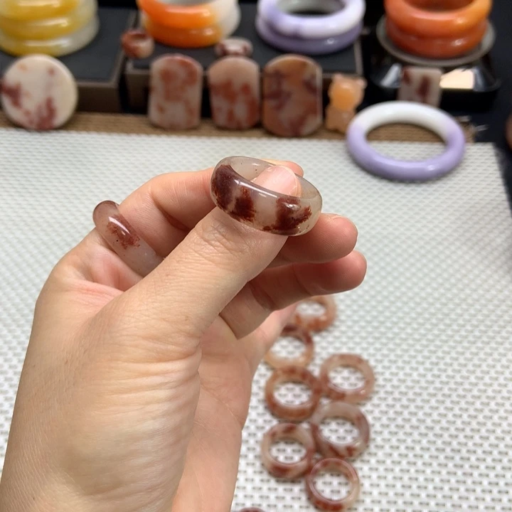 石英质玉未镶嵌戒圈