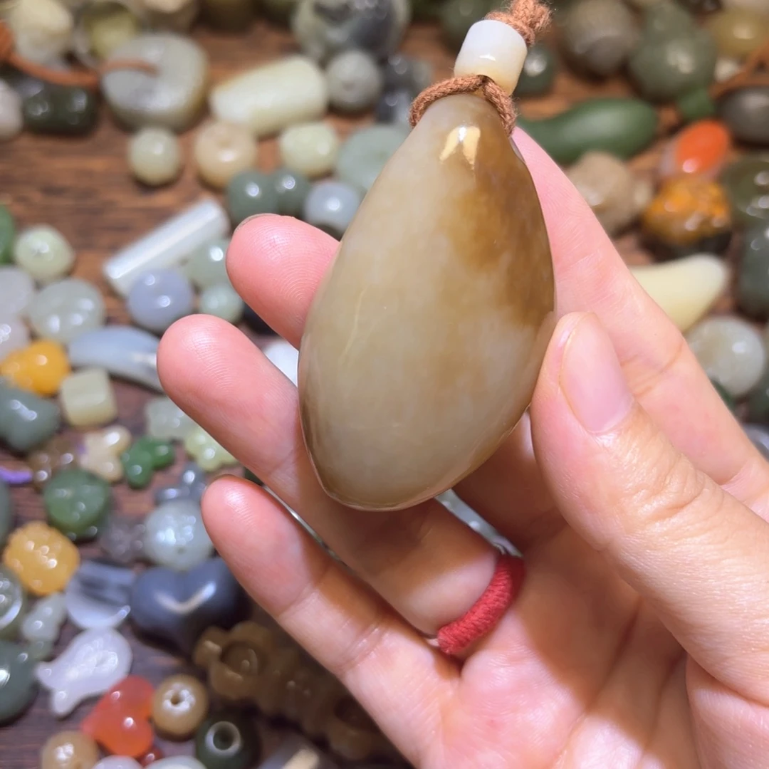 未镶嵌和田玉珠宝半成品