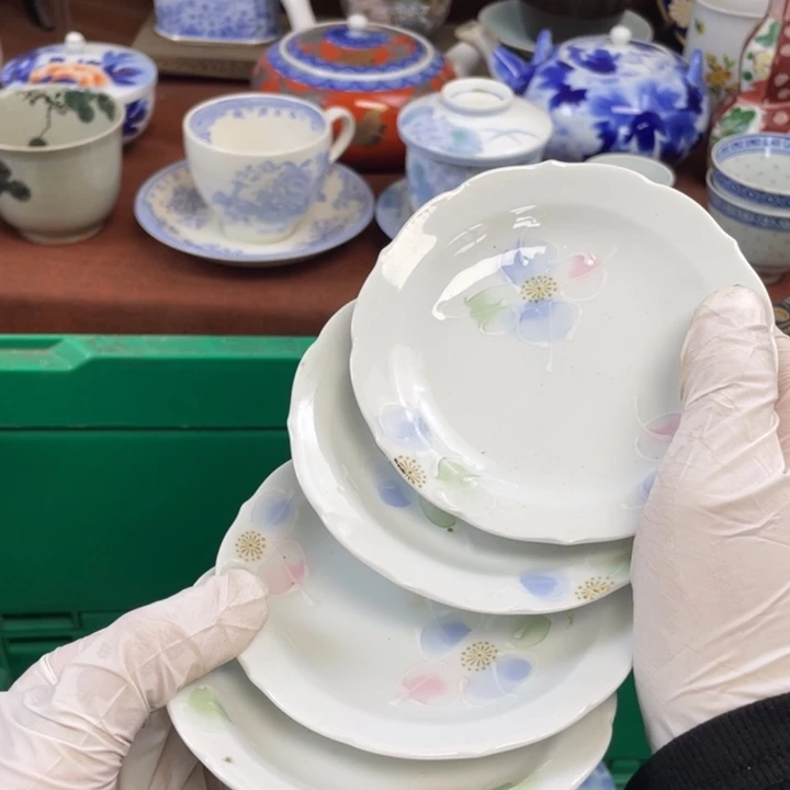 陶他家瓷器真美…开播的