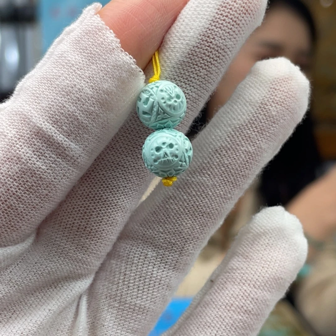 绿松石未镶嵌挂件