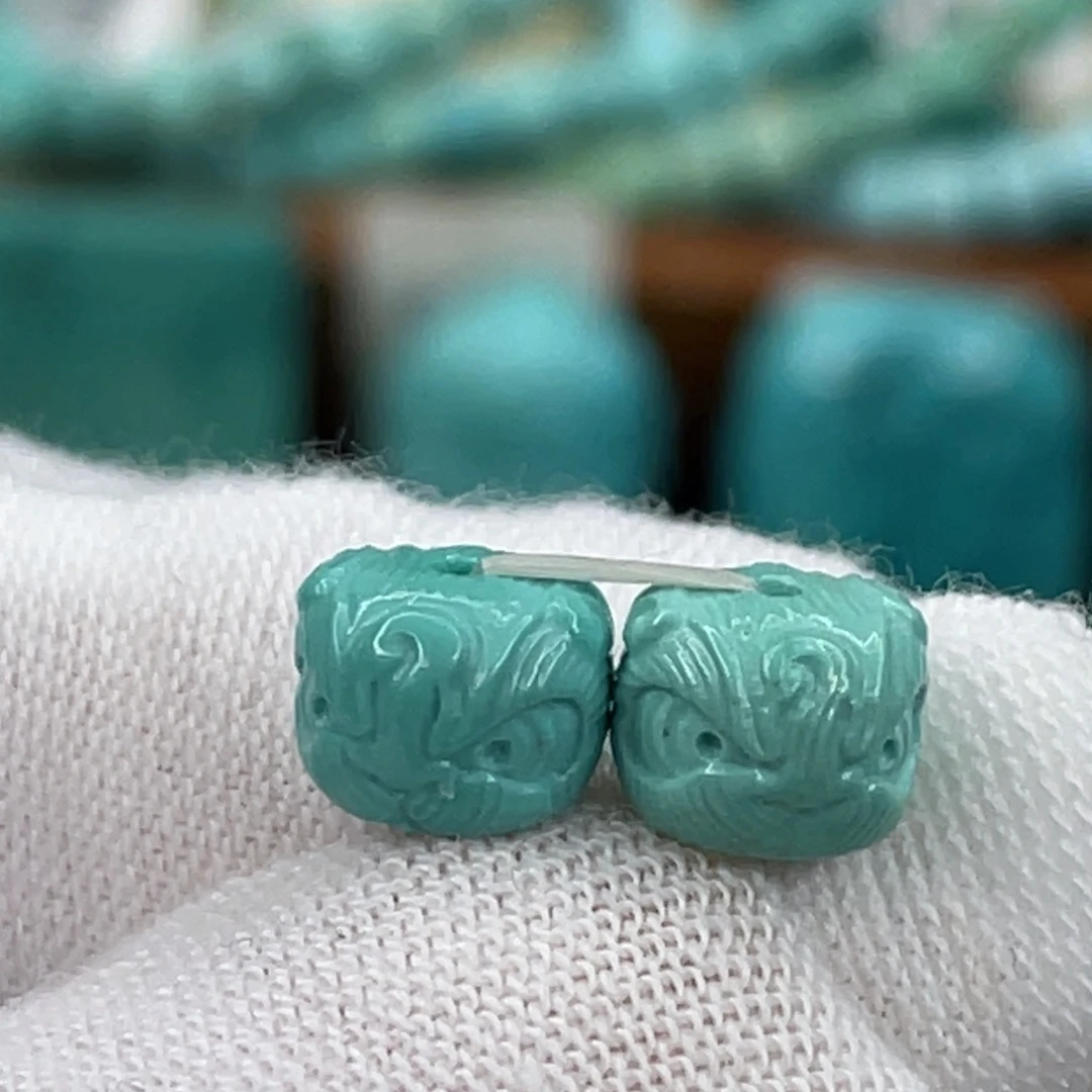 绿松石未镶嵌挂件