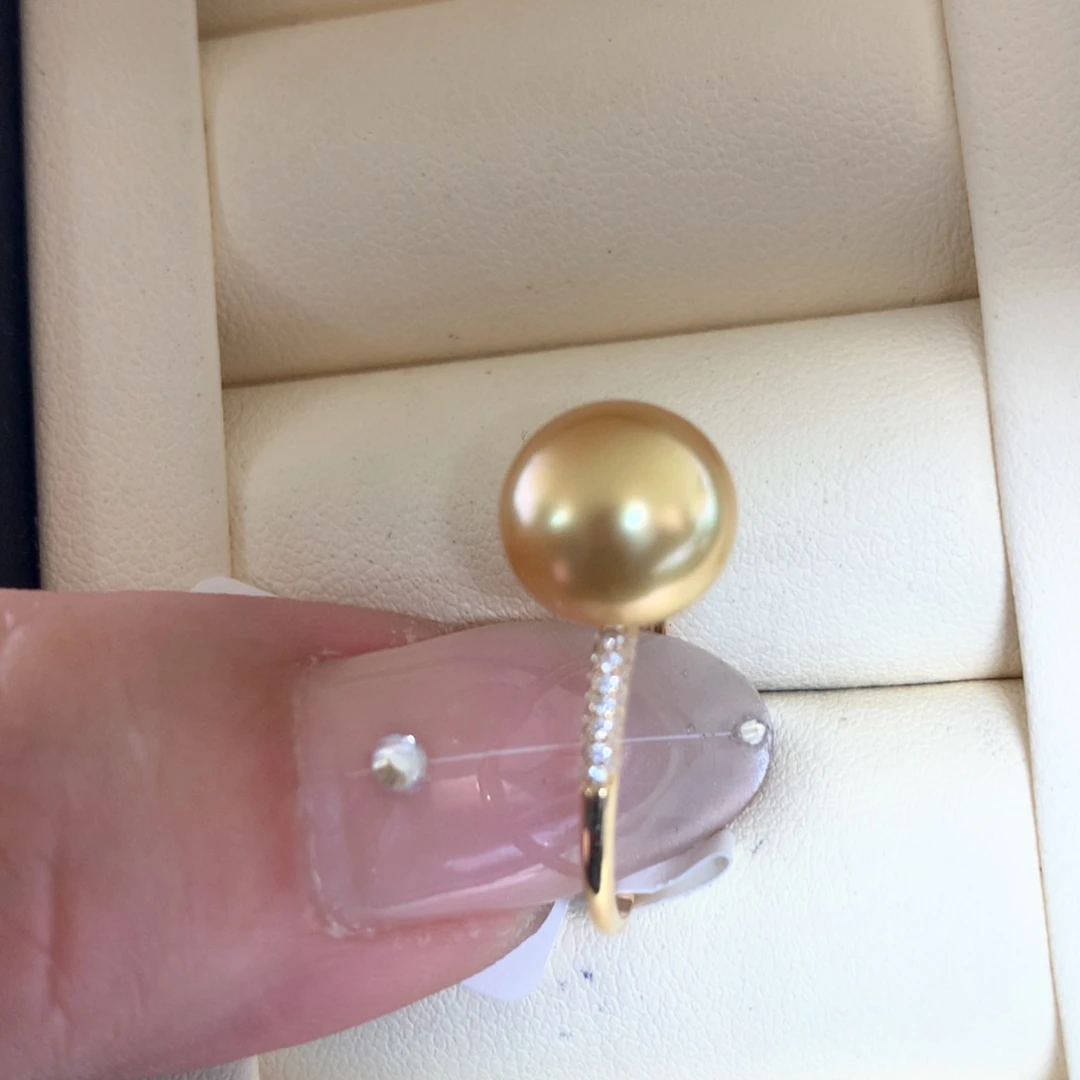 18K金镶嵌戒指海水珍珠
