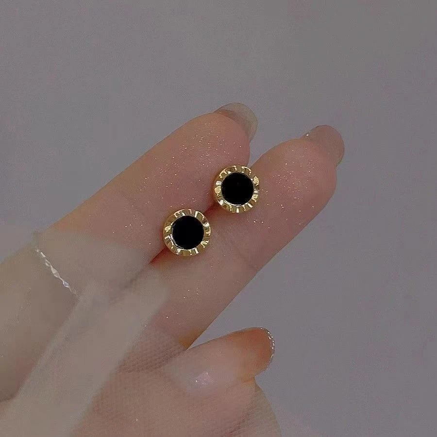 足银耳饰 小黑圈气质轻奢小巧简约黑色迷你耳钉个性A22