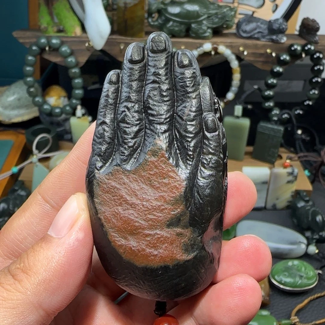 和田玉未镶嵌把件