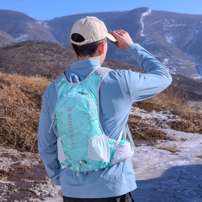 20L徒步双肩背包轻便透气旅游登山背包越野运动跑步背包徒步背包