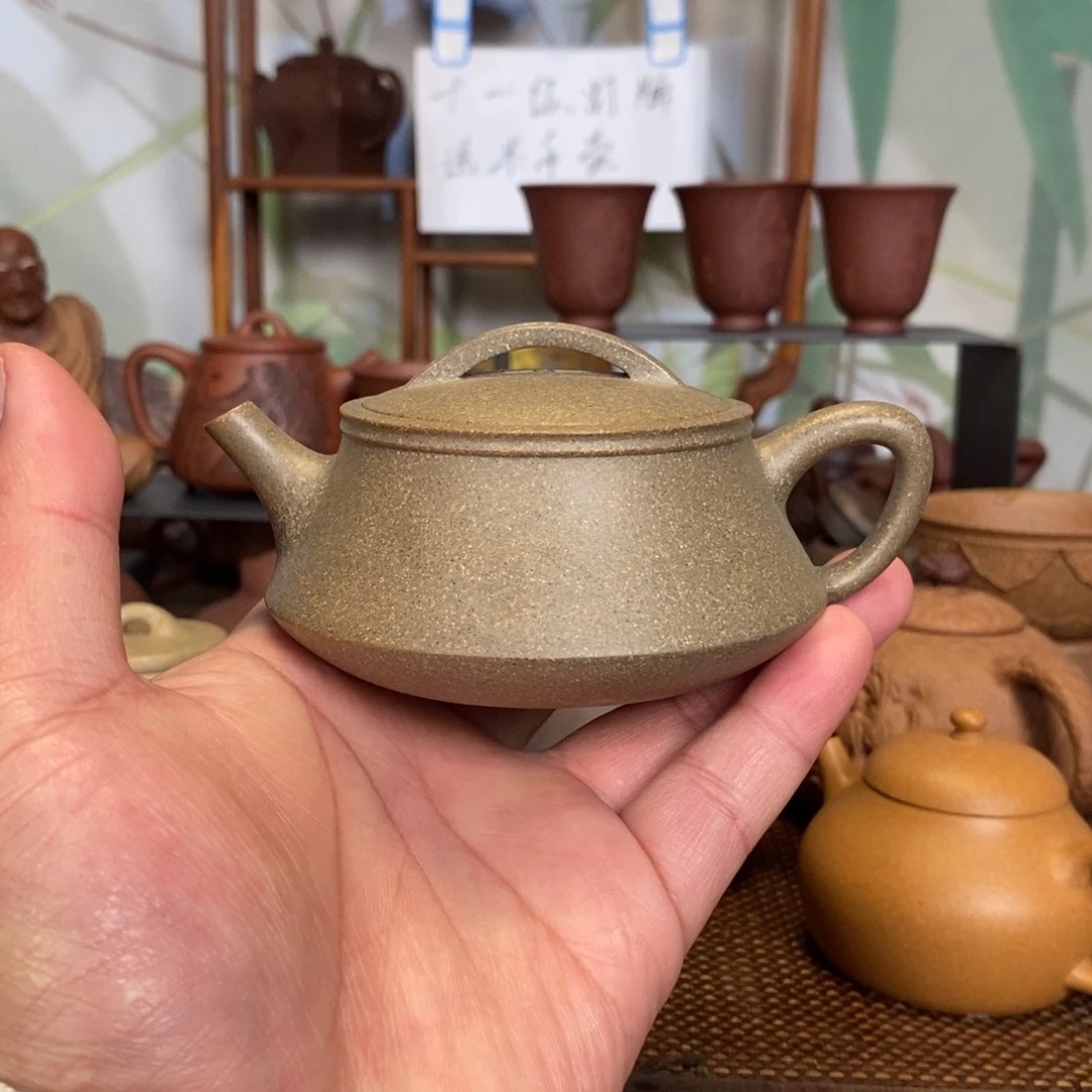紫砂茶壶黄龙山青段