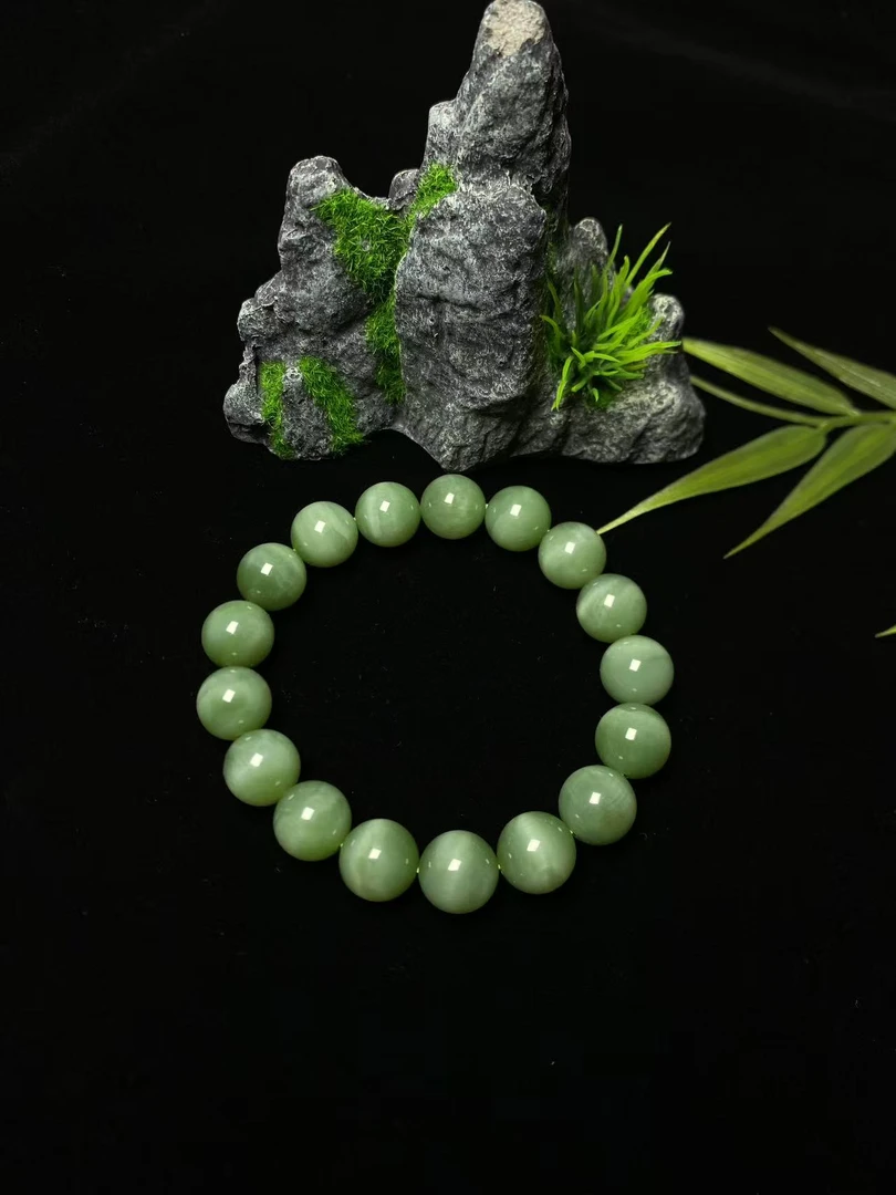 【玉见缘珠宝店】•和田碧玉•粉绿猫眼手串11.5-12mm轻奢款