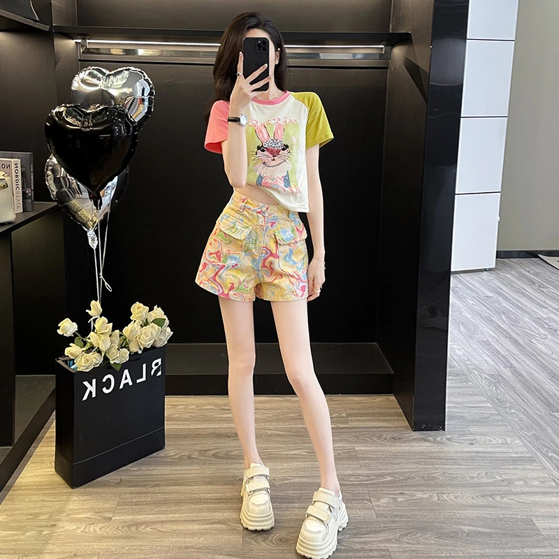 小个子穿搭休闲套装女夏季时尚减龄撞色印花兔子短袖上衣短裤套装
